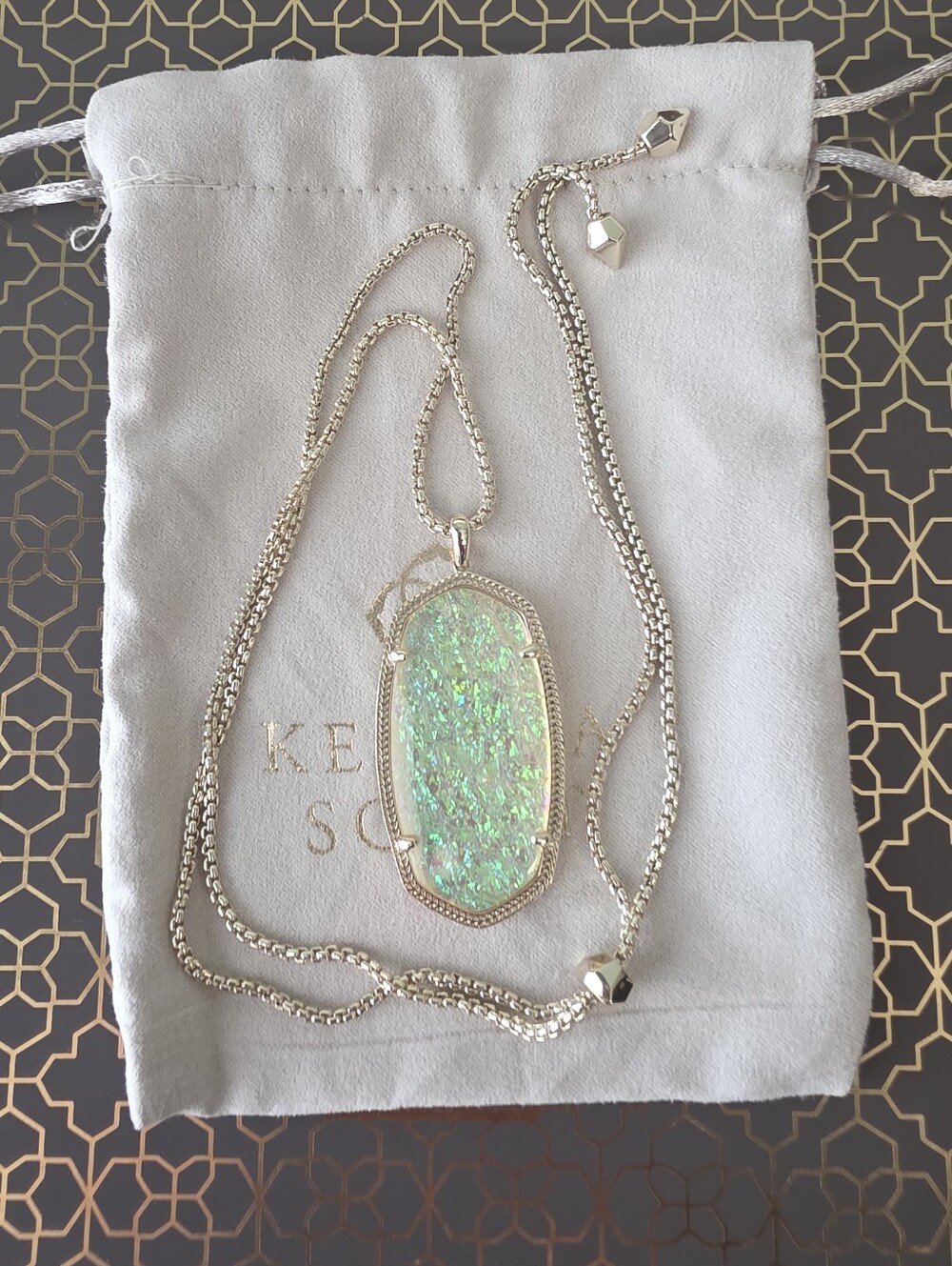 Kendra Scott Texas Exclusive Reid Dichroic Foil Necklace